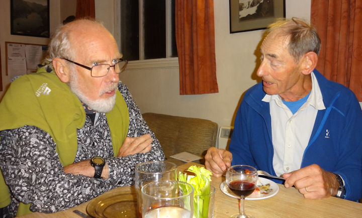 Mike and Don in deep discussion - about the starter or the hut? Photo by Ian Mateer
